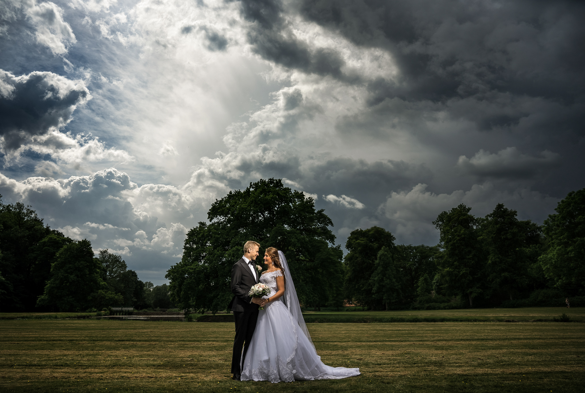 Bröllop på Trollenäs slott av Bröllopsfotograf Skåne